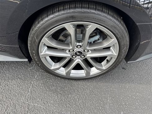 Used 2022 Ford Mustang GT Premium w/ Equipment Group 401A image 18