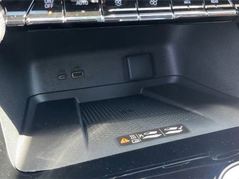 New 2026 Chevrolet Traverse LT w/ LPO, Floor Liner Package image 14