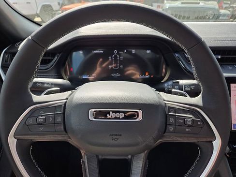 New 2026 Jeep Grand Cherokee L Limited image 29