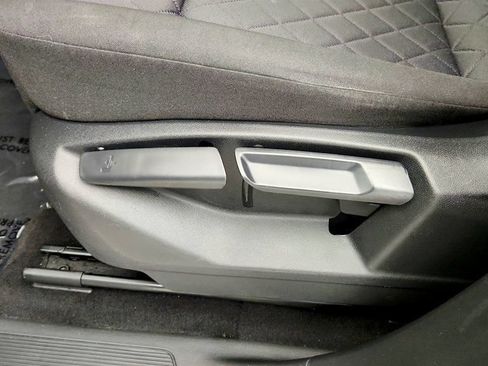 Used 2019 Volkswagen Atlas S AWD/4WD image 11