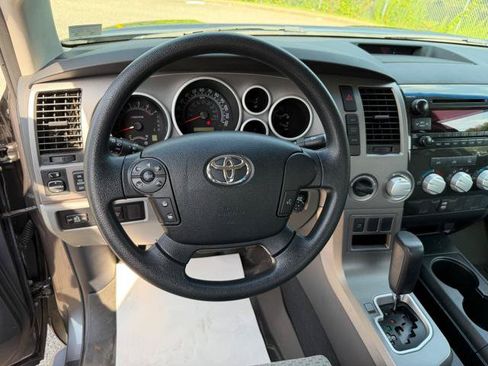 Used 2012 Toyota Tundra 4x4 Double Cab w/ SR5 Pkg image 28