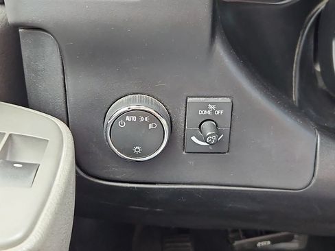 Used 2016 GMC Savana 2500 RWD image 17