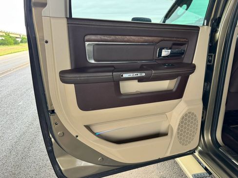 Used 2015 RAM 1500 Laramie Longhorn w/ Convenience Group AWD/4WD image 18