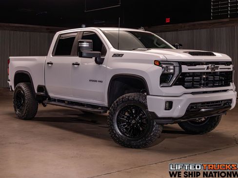 Used 2024 Chevrolet Silverado 2500 LT w/ Z71 Sport Edition AWD/4WD image 1