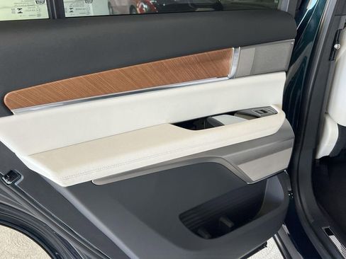 New 2026 Cadillac Vistiq Luxury image 27