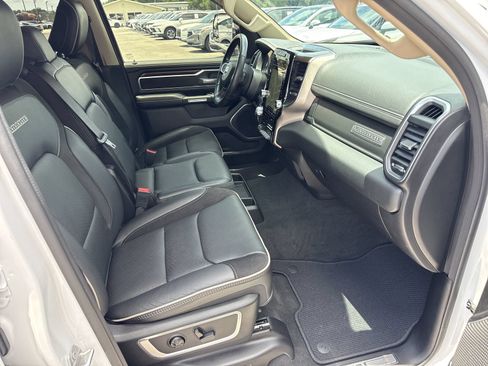 Used 2021 RAM 1500 Laramie AWD/4WD image 33