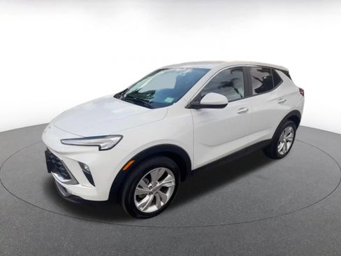 Used 2025 Buick Encore GX Preferred image 8