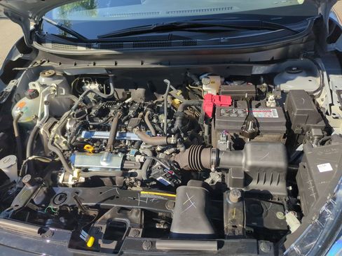 Used 2024 Nissan Kicks SV image 33