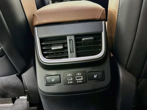 Used 2024 Subaru Outback Touring XT AWD/4WD image 31
