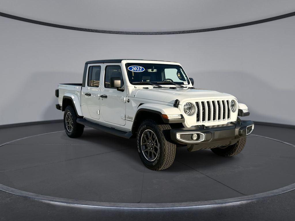 Used 2022 Jeep Gladiator Overland w/ LED Lighting Group AWD/4WD image 12
