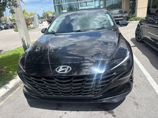 Used 2021 Hyundai Elantra SEL FWD video 2