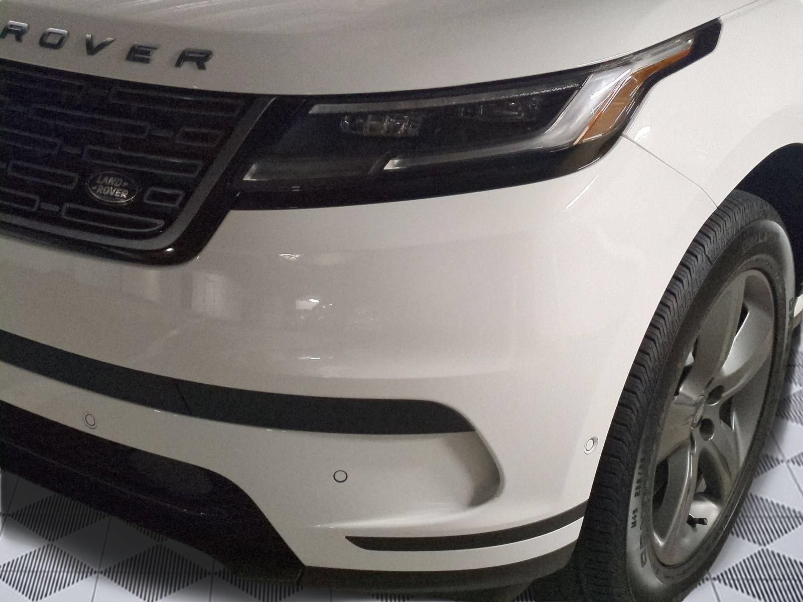 New 2026 Land Rover Range Rover Velar S AWD/4WD image 10