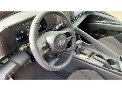 Certified 2026 Hyundai Elantra Sport FWD image 10