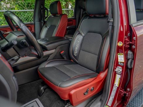 Used 2022 RAM 1500 Rebel AWD/4WD image 15
