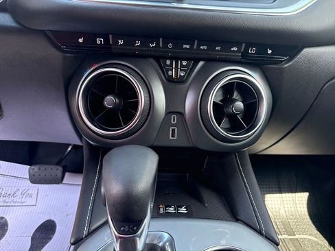 Used 2024 Chevrolet Blazer LT w/ Convenience Package image 22