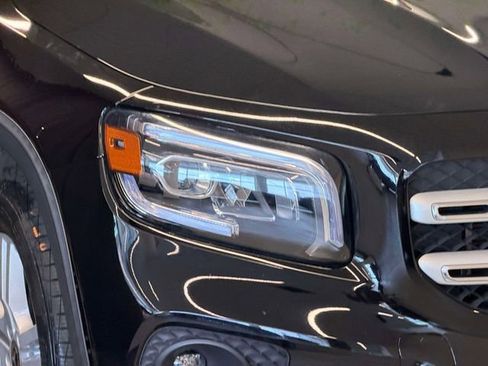 Certified 2022 Mercedes-Benz GLB 250 4MATIC image 9
