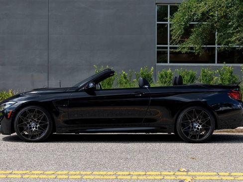 Used 2020 BMW M4 Convertible w/ Competition Package RWD image 29