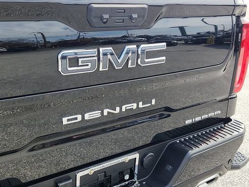 Used 2025 GMC Sierra 1500 Denali Ultimate AWD/4WD image 18
