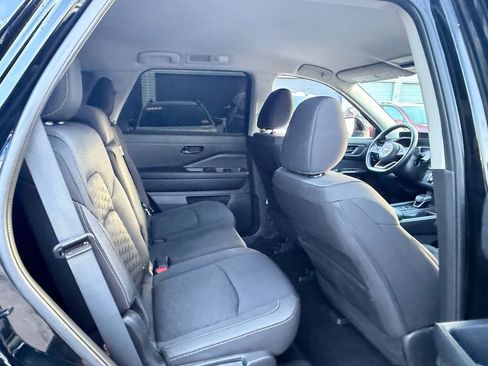 Certified 2024 Nissan Pathfinder S AWD/4WD image 15