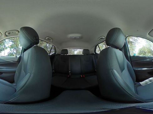 Used 2025 Buick Encore GX Preferred FWD image 41