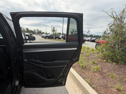 Used 2025 Jeep Wagoneer S Limited AWD/4WD image 61