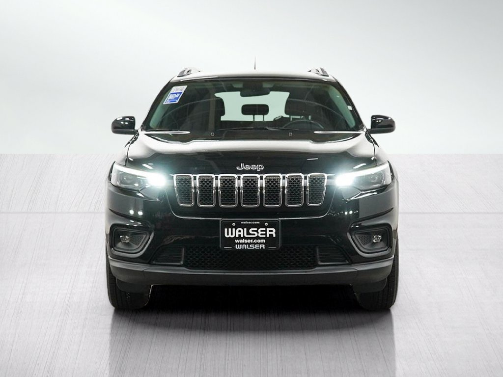 Used 2019 Jeep Cherokee Latitude w/ Cold Weather Group AWD/4WD image 8