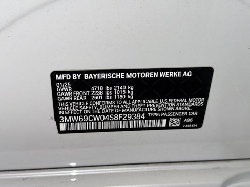 Certified 2025 BMW 330i Sedan image 37