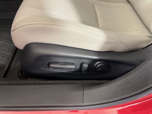 Certified 2025 Honda Accord SE image 23