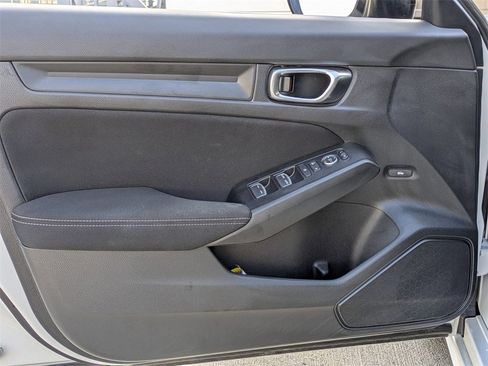 Used 2024 Honda Civic Sport image 11