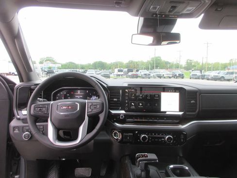 New 2026 GMC Sierra 1500 Elevation w/ Elevation Premium Package AWD/4WD image 16