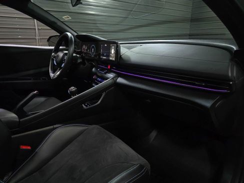 Used 2025 Hyundai Elantra N image 12