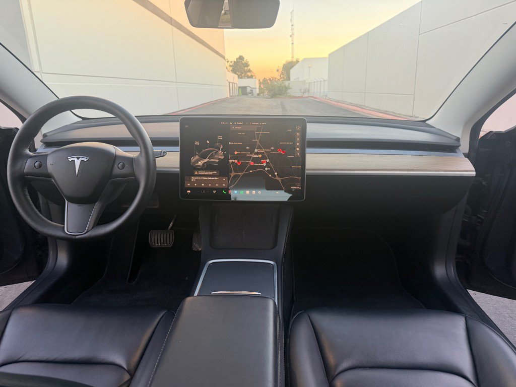 Used 2021 Tesla Model 3 Standard Range RWD image 13