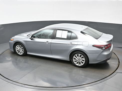 Used 2023 Toyota Camry LE FWD image 32