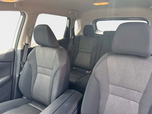 Certified 2026 Nissan Rogue SV FWD image 15