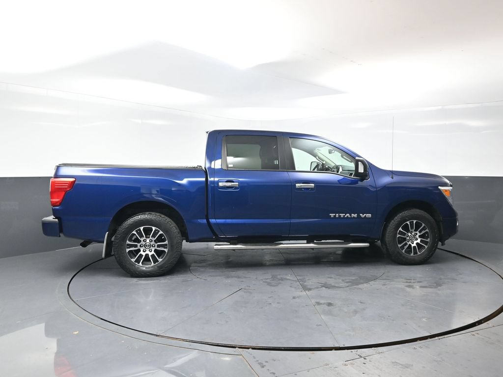 Used 2020 Nissan Titan SV w/ SV Convenience Package AWD/4WD image 2