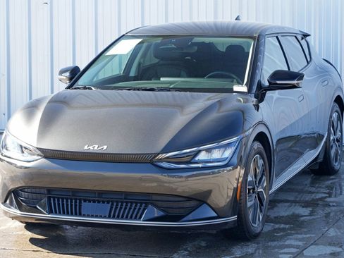 Used 2022 Kia EV6 Wind image 47