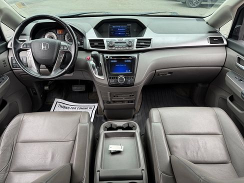 Used 2014 Honda Odyssey Touring Elite image 20