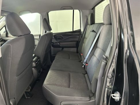 Used 2025 Honda Ridgeline Sport image 23