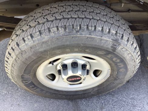 Used 2012 GMC Savana 2500 RWD image 22