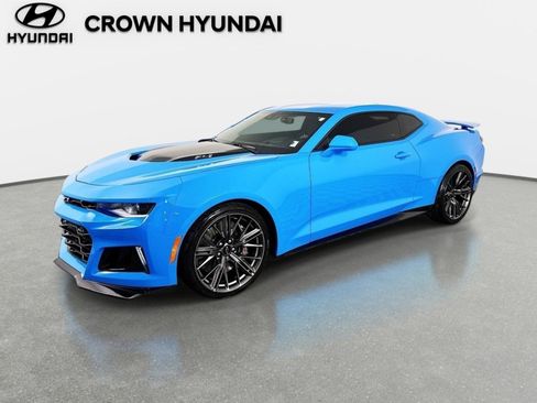 Used 2022 Chevrolet Camaro ZL1 RWD image 1