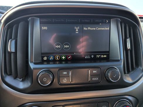 Used 2021 Chevrolet Colorado Z71 AWD/4WD image 19