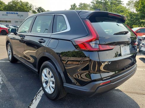 Used 2024 Honda CR-V LX image 4