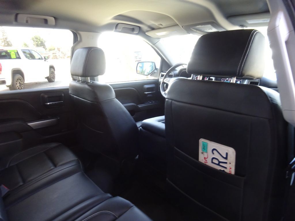 Used 2018 Chevrolet Silverado 1500 LT w/ All Star Edition RWD image 22
