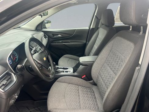 Used 2024 Chevrolet Equinox LT w/ LPO, Floor Liner Package AWD/4WD image 11