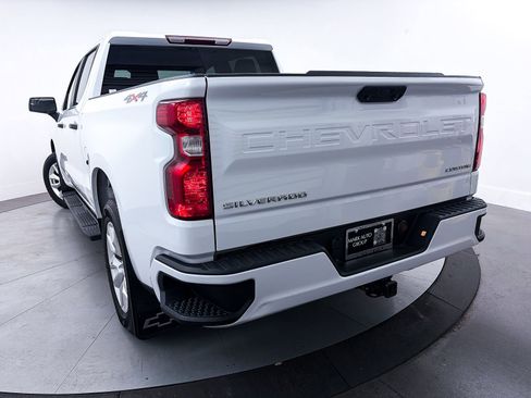 Used 2023 Chevrolet Silverado 1500 Custom image 8