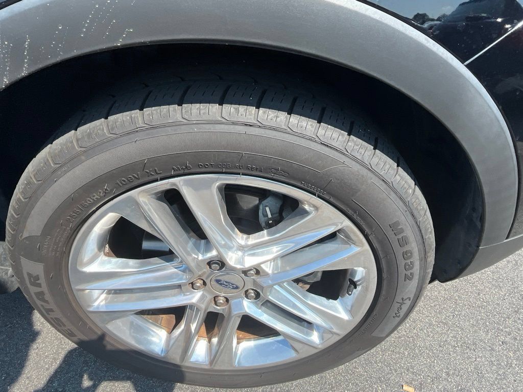 Used 2017 Ford Explorer Limited FWD image 13