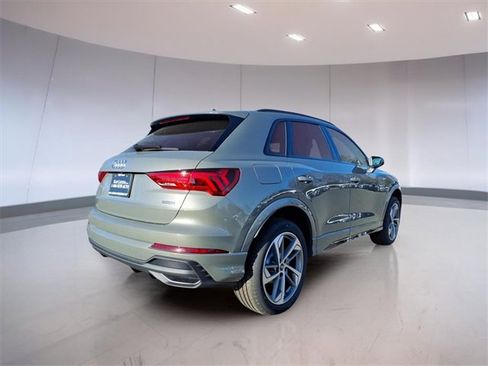 New 2025 Audi Q3 2.0T Premium image 2