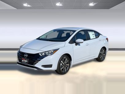 New 2025 Nissan Versa SV w/ Trunk Package