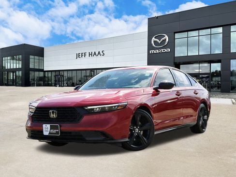 Used 2023 Honda Accord Sport image 1