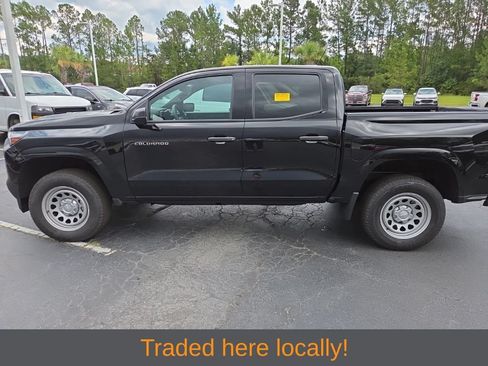 Used 2026 Chevrolet Colorado W/T RWD image 3